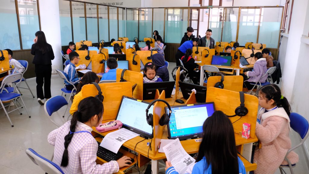 Khoá học tin học nâng cao cho trẻ em