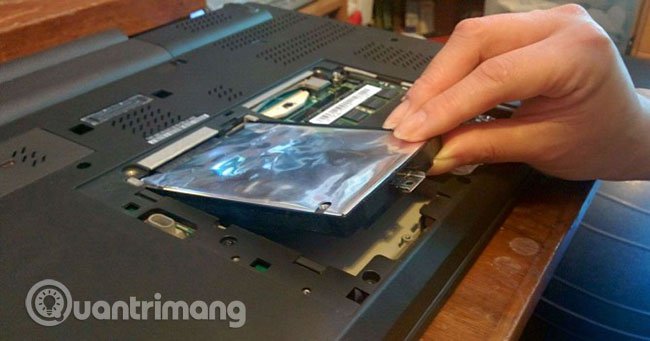 Ổ cứng SSD laptop là gì