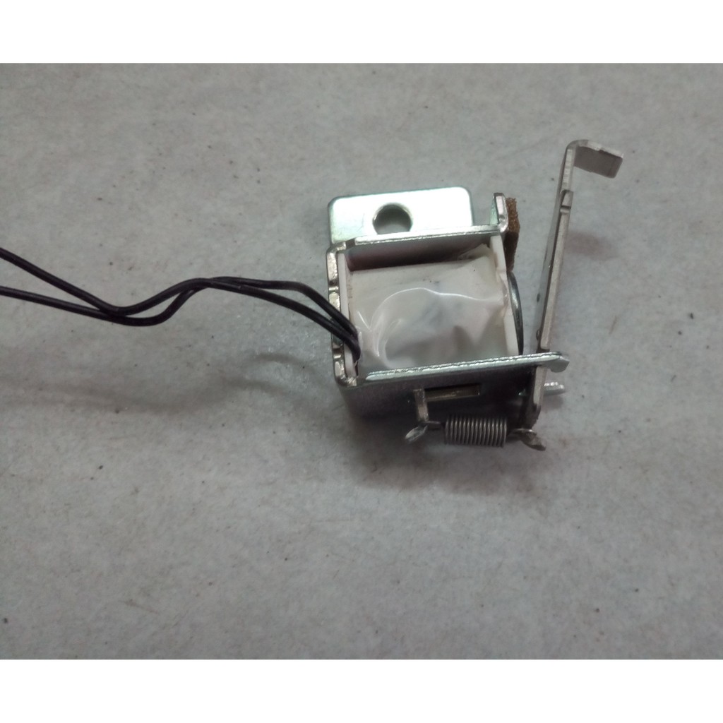 Sensor tách giấy máy in là gì